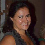 LAUREATA IN SCIENZE DELLA COMUNICAZIONE, PLURIENNALI STUDI DI LINGUA INGLESE, TEDESCA, FRANCESE